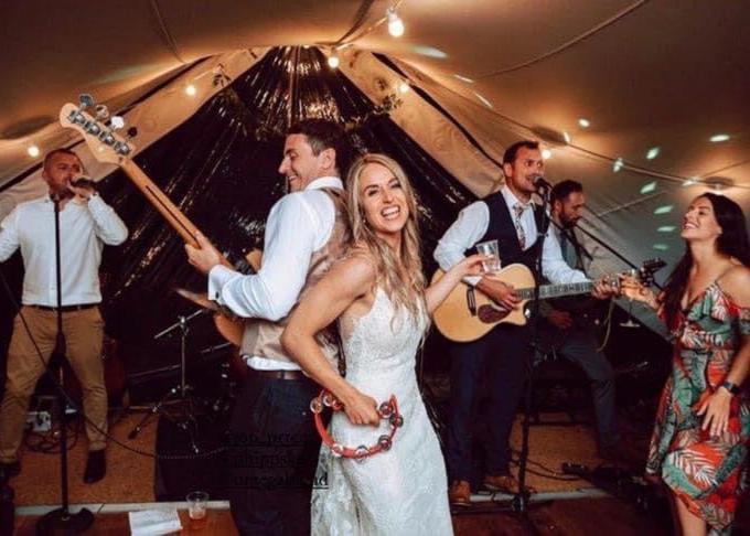 Wedding Platinum Package: Custom Song & Videographer